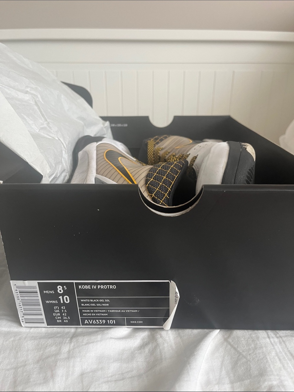 Nike Kobe IV Protro Men’s Sneakers - White/Black/Gold